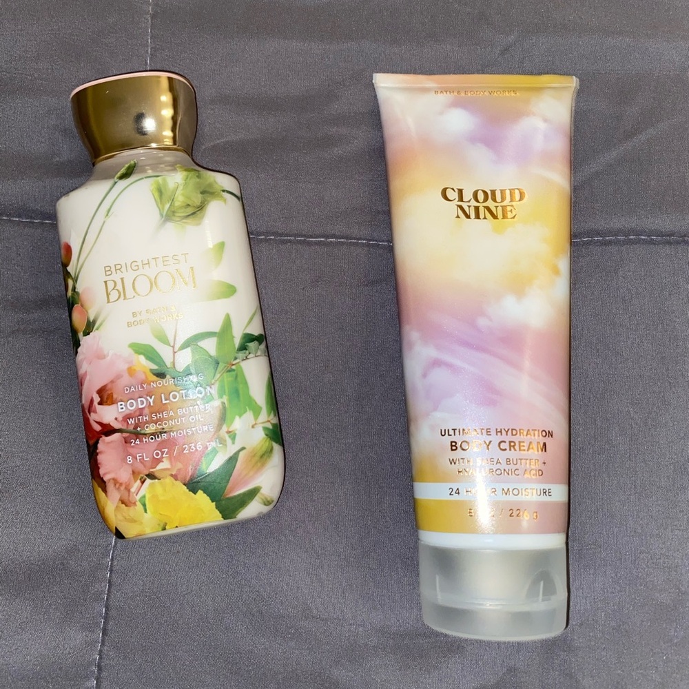 2 Bath and body Works lotion